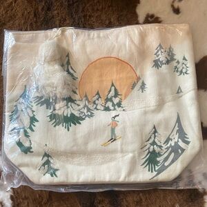 NWT Panache Apparel White Apres Ski Girl Embroidered Snow Pine Tree Winter Tote